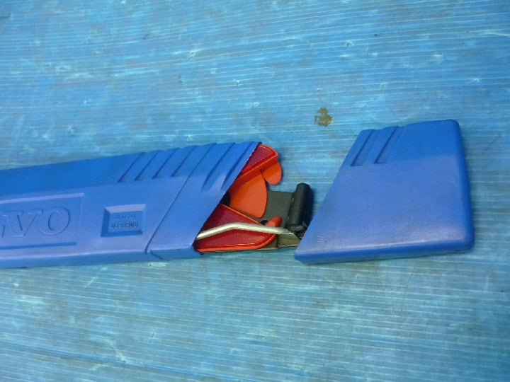 ボルボ/純正/三角停止表示板