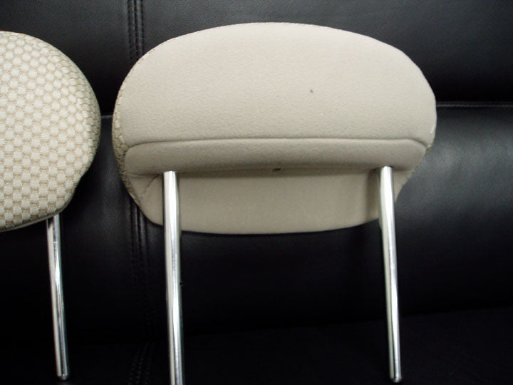 トヨタ/パッソ/ヘッドレスト/1台分セット