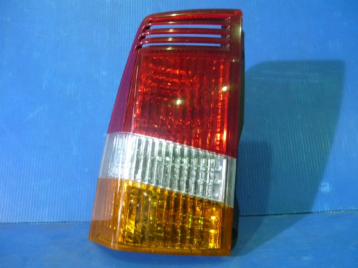 純正品番 MR465131