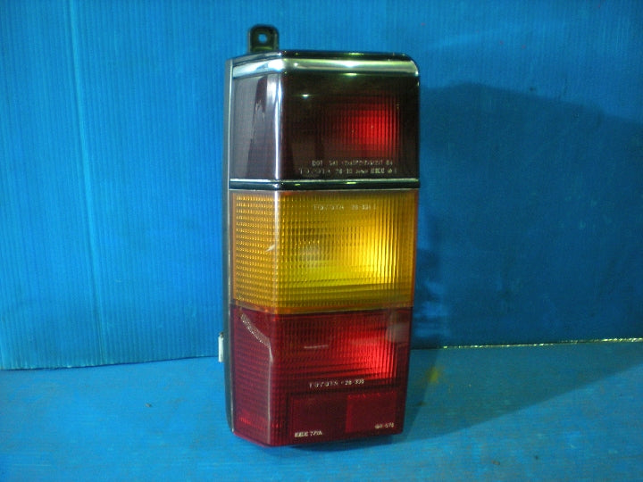 レンズ品番:IKI28-30