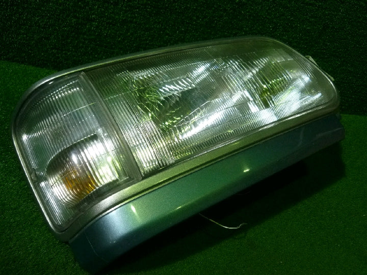 ダイハツ/ハイゼット/S83/右ヘッドライト