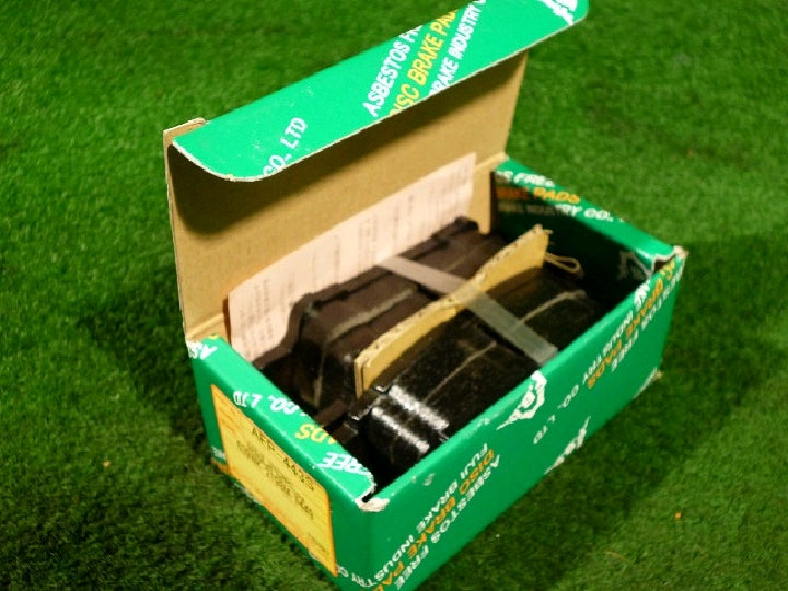 トヨタ/エスティマ/ACR30/ACR40/リアブレーキパット