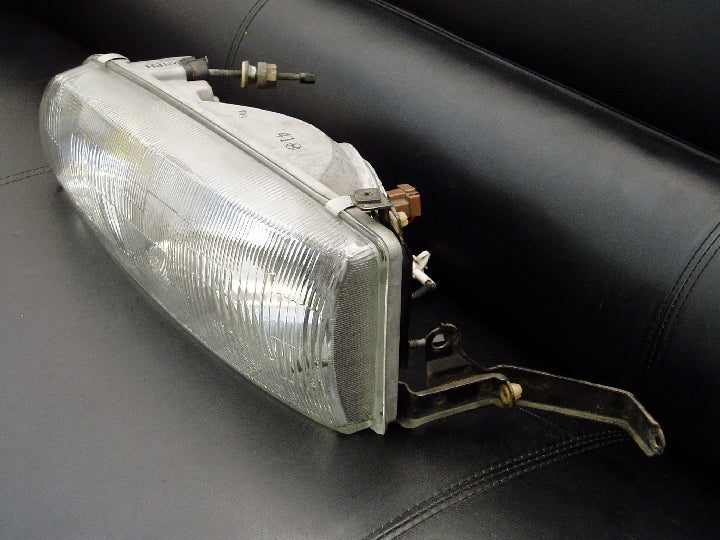 トヨタ/エスティマ/TCR21W/左ヘッドランプ