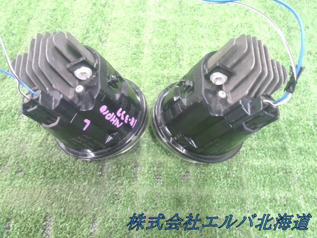トヨタ/アクア/NHP10/純正/フォグランプ/左右セット