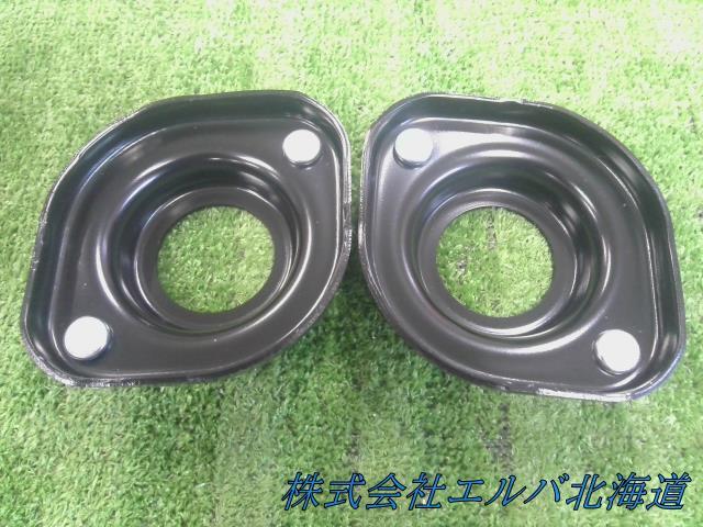 デイズルークス/B21W/フロントストラットマウンティングインシュレーター/2個セット