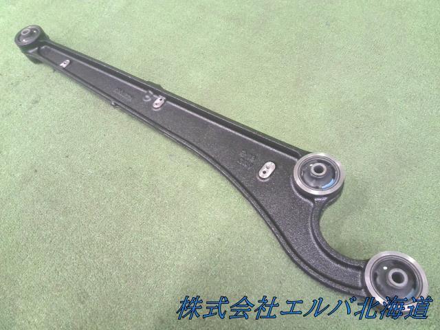 ジムニー/JB23・43/リヤトレーリングアームASSY/未使用品