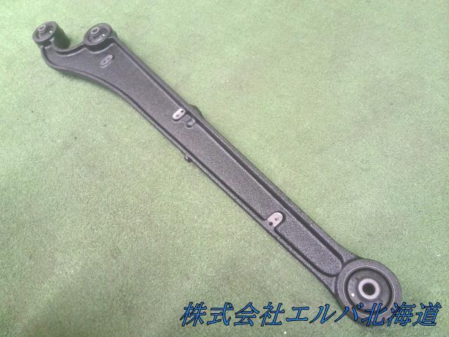 ジムニー/JB23・43/リヤトレーリングアームASSY/未使用品