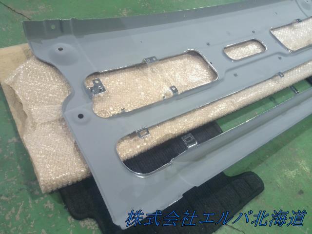 【大型商品】日産・UD・メッキスチール製・フロントバンパー