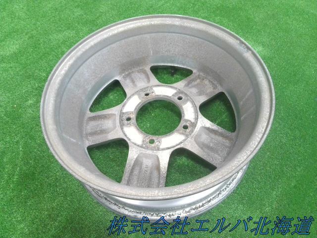 スズキ純正・ジムニー・16x5.5J+22・5穴 PCD139.7/アルミホイール・1本のみ・キャップ付き