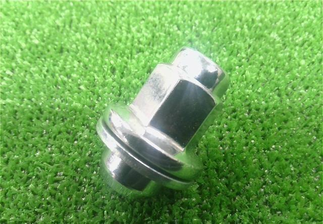 【代引不可】トヨタ純正・ナット・22HEX・M14×P1.5 ランクル・平面座・全長46mm・1個のみ