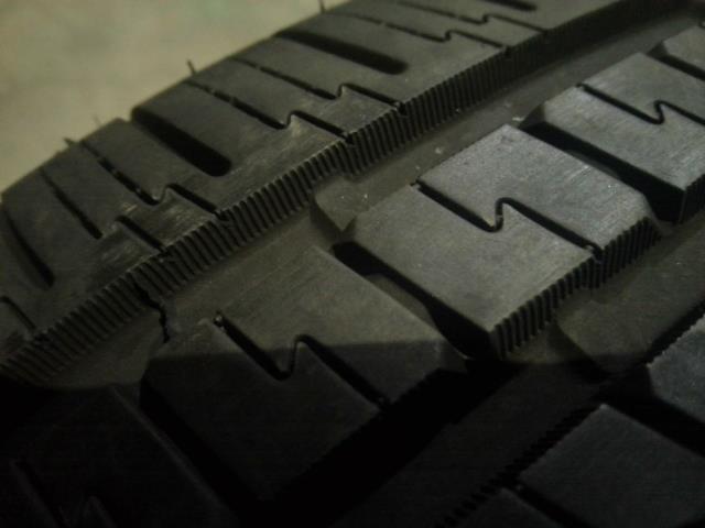 195/45R17 85W XL・NEOLIN・NEOSPORT・夏タイヤ・1本のみ