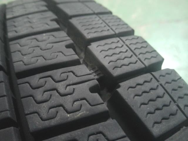 165/80R14・91/90N・LT・ダンロップ・WM・VAN01・スタッドレスタイヤ・4本セット