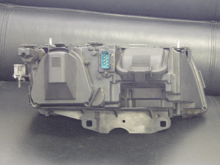 BMW/E-GF44/740i/左ヘッドランプ