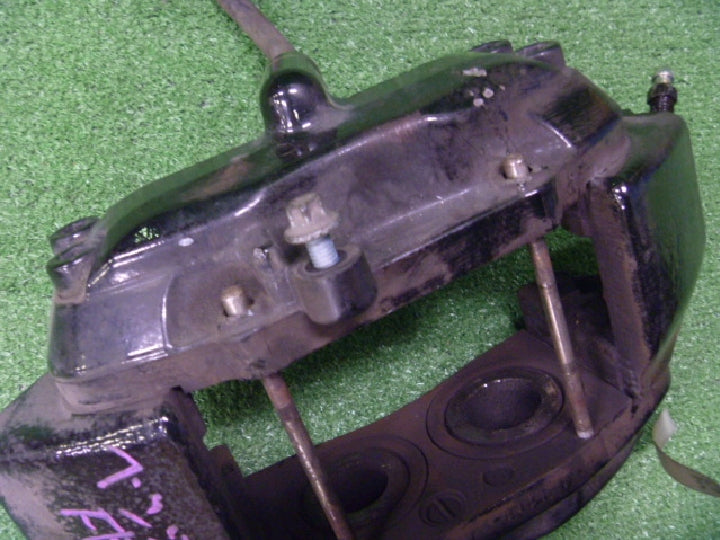 ベンツ/CL500/W215/純正/フロント右キャリパー