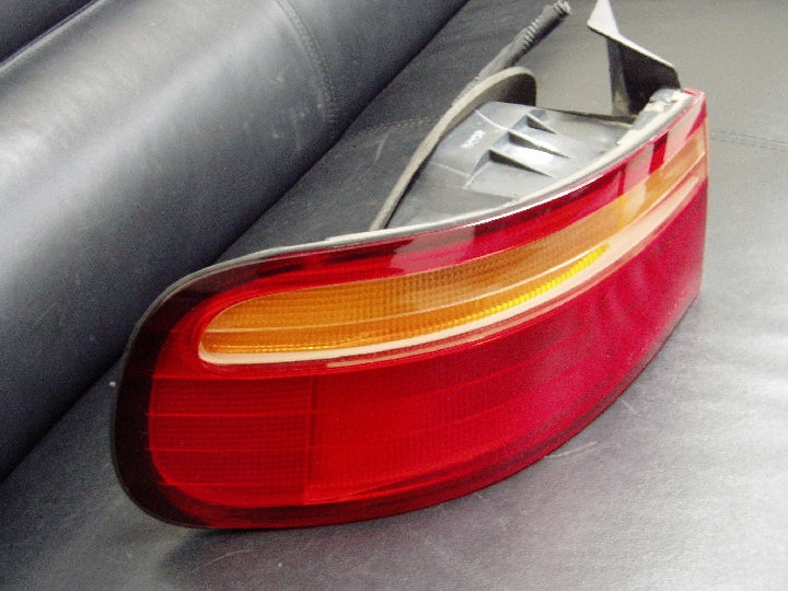 ホンダ/アスコット・イノーバ/CB4/左テールランプ