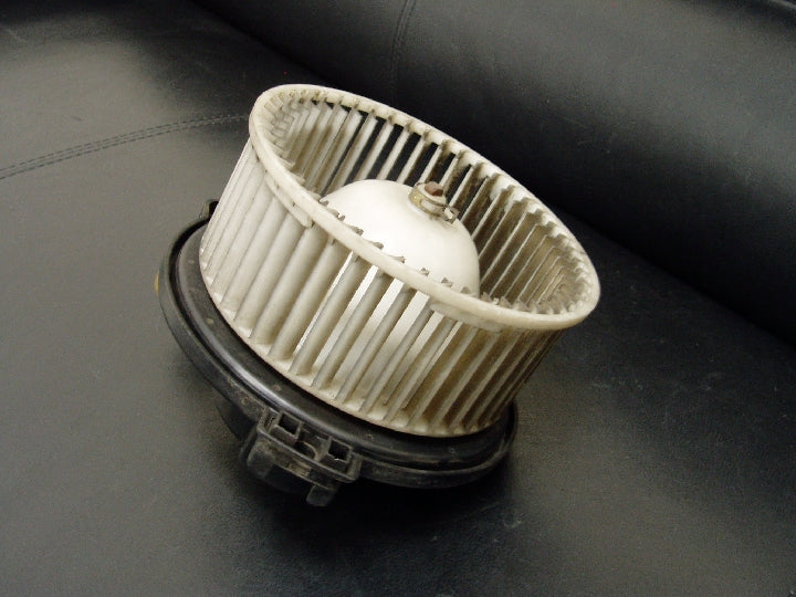 トヨタ/チェイサー/LX80/ヒーターブロアモーター