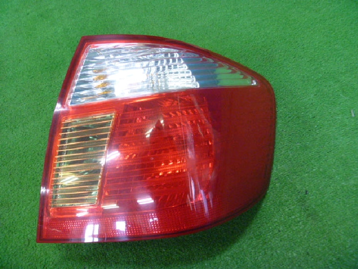 純正品番 81550-2B560