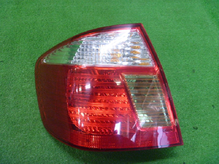純正品番 81560-2B500