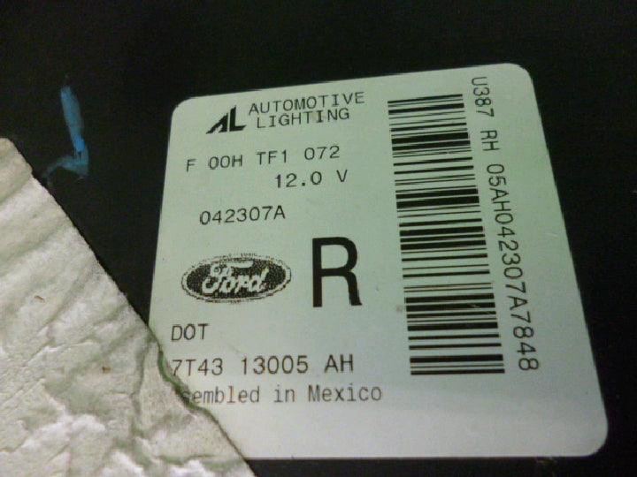 Ford/edge/フォード/エッヂ/純正/右ヘッドライト