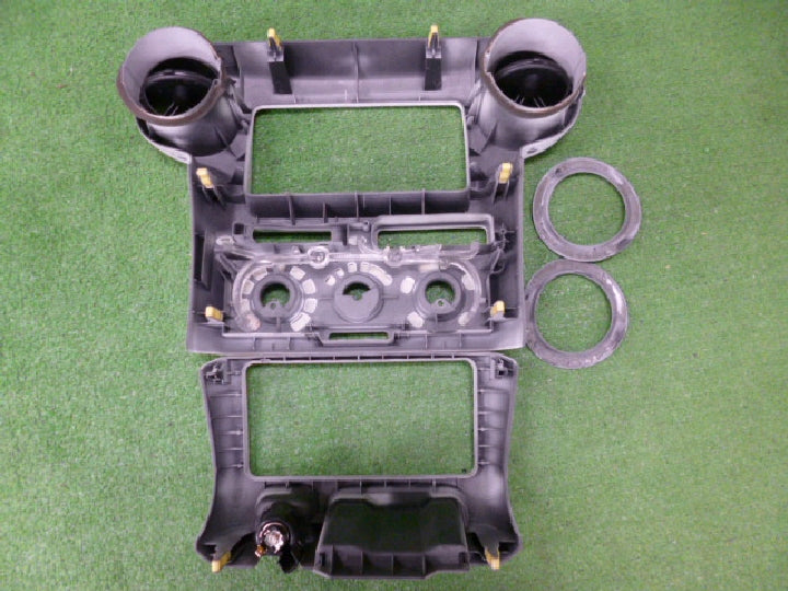 トヨタ/CP3#系/bB用/純正/センターパネル/4点セット