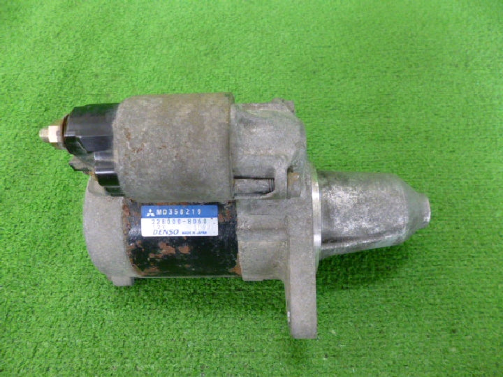純正品番 MD358210