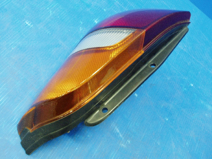 日産/ウイングロード/WFY10/右テールランプ