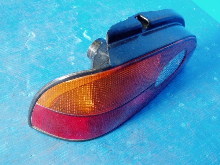 スバル/ヴィヴィオ/KK4/左テールランプ