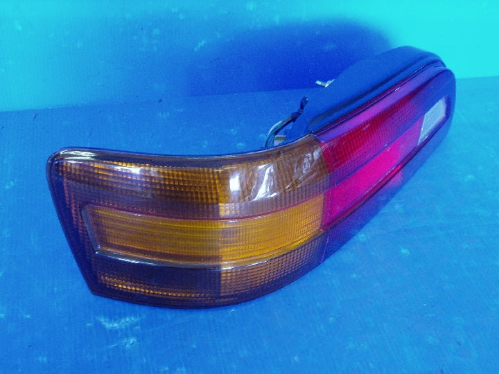 トヨタ/スプリンタートレノ/AE111/左テールランプ