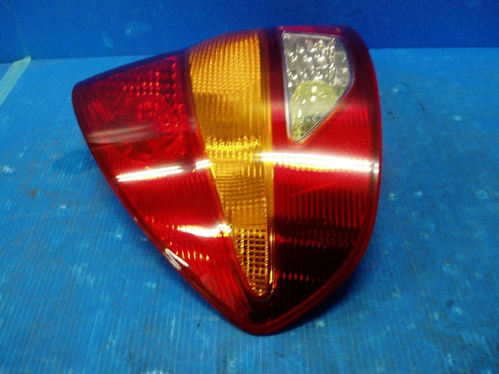 トヨタ/プリウス/NHW10/左テールランプ