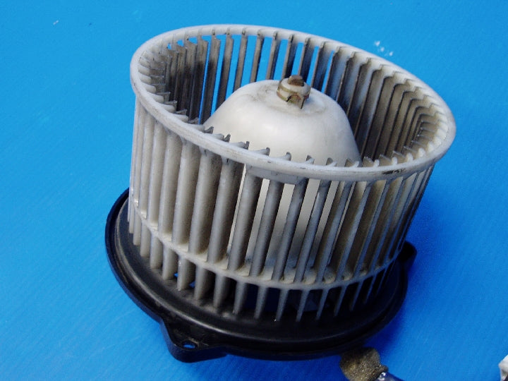 トヨタ/クラウン/LS141/ヒーターブロアモーター