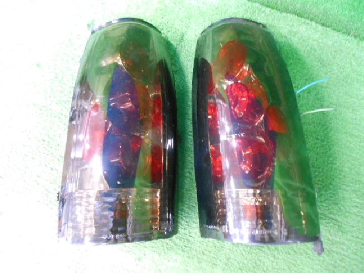 GM/サバーバン/社外/テールランプ/左右セット
