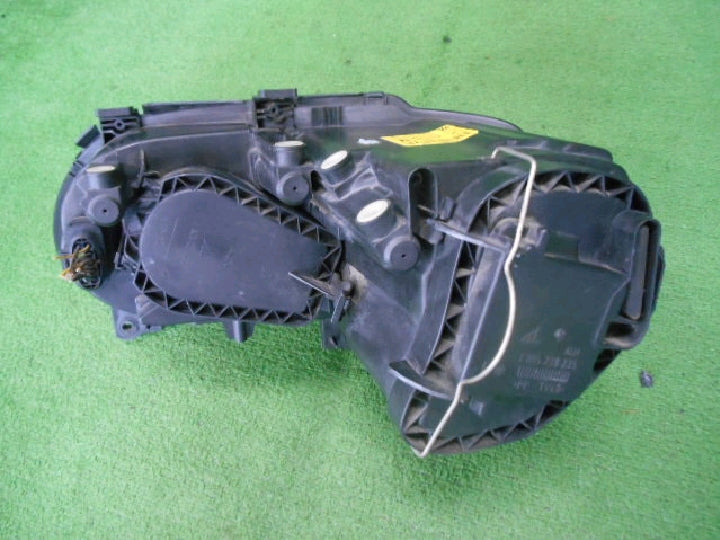 フォルクスワーゲン/ゴルフ/トゥーラン/純正/右ヘッドライト