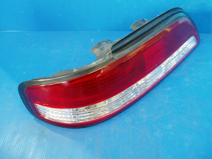 日産/プレセア/R11/左テールランプ