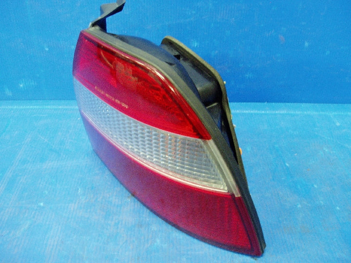ホンダ/アコード/CD5/右テールランプ