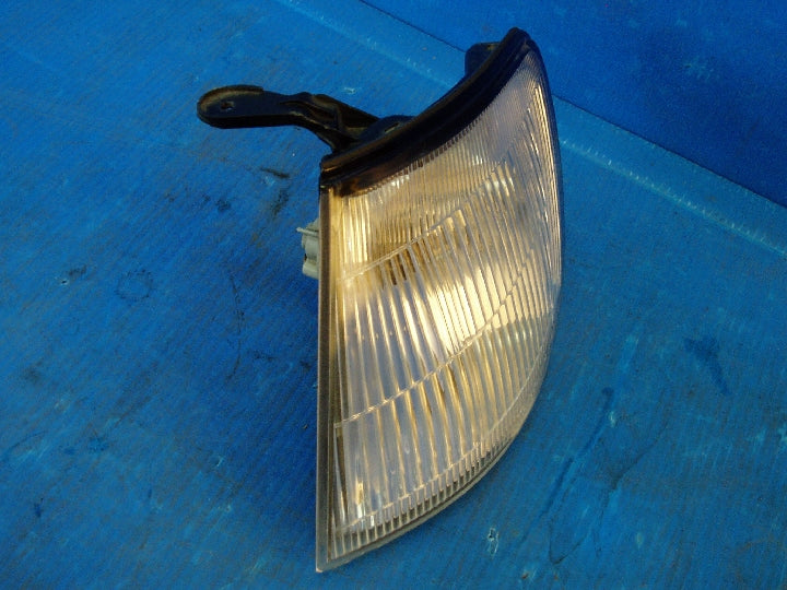 トヨタ/クラウン/LS141/左クリアランスランプ