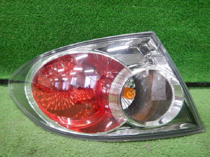 純正品番:G22G-51-160E リアコンビネーションランプ