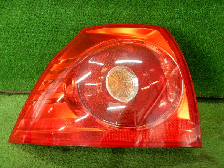 05年 1KZ5U ゴルフ5から外しました。