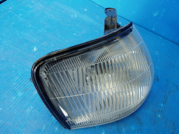 トヨタ/クラウン/LS141/右クリアランスランプ