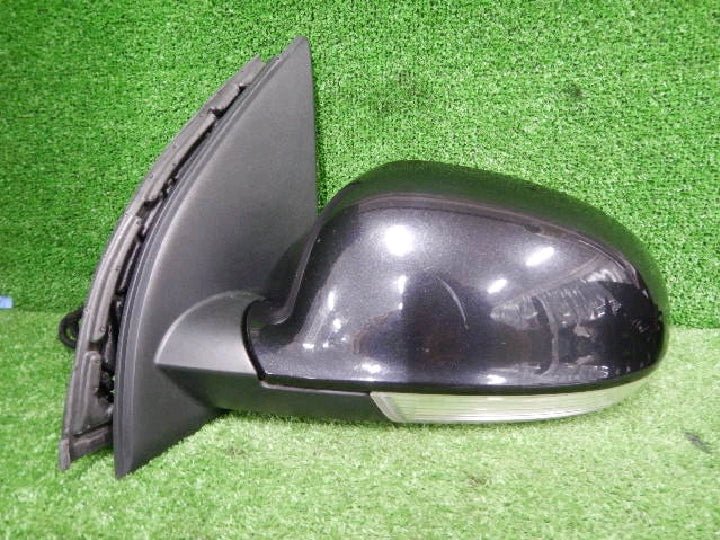 車体番号:WVWZZZ1KZ5W10**** 右ハンドル車
