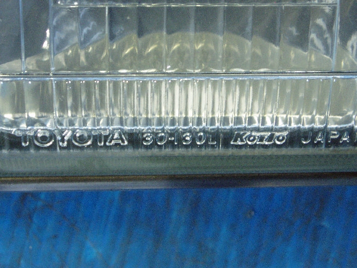 トヨタ/クラウン/GS131/左ヘッドランプ/ジャンク