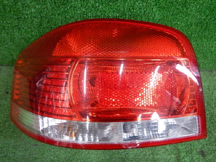 車体番号:WAUZZZ 8P55A 00****