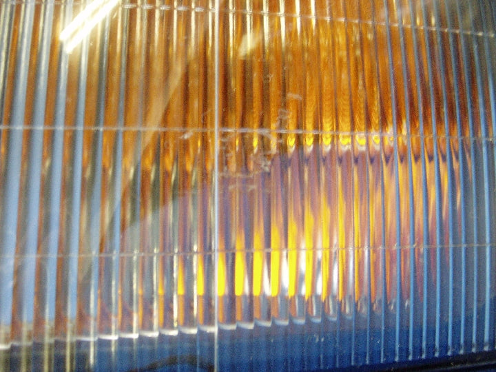 三菱/ディアマンテ/F41A/左ヘッドランプ