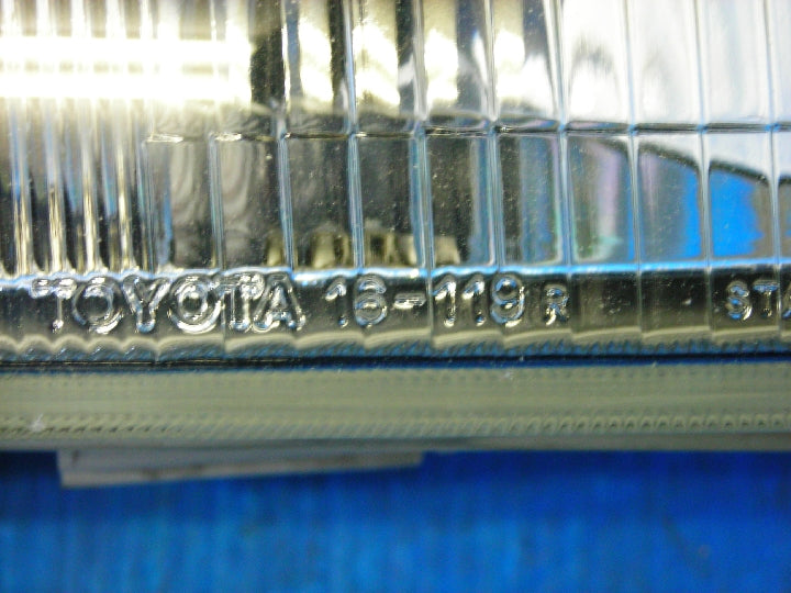 トヨタ/コルサ/EL51/右ヘッドランプ