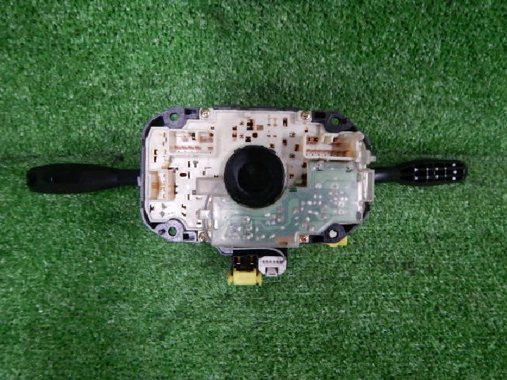 ダイハツ/L910S/ムーヴ/純正/ディマースイッチ