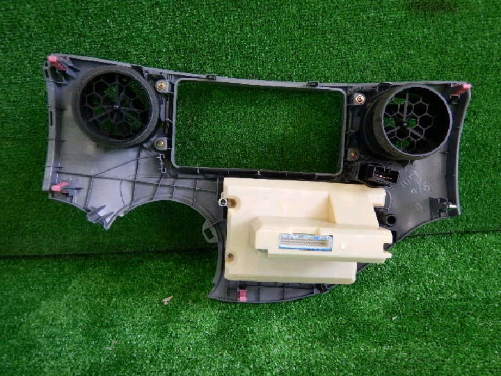 トヨタ/NCP81/シエンタ/純正/ACスイッチパネル/センターパネル