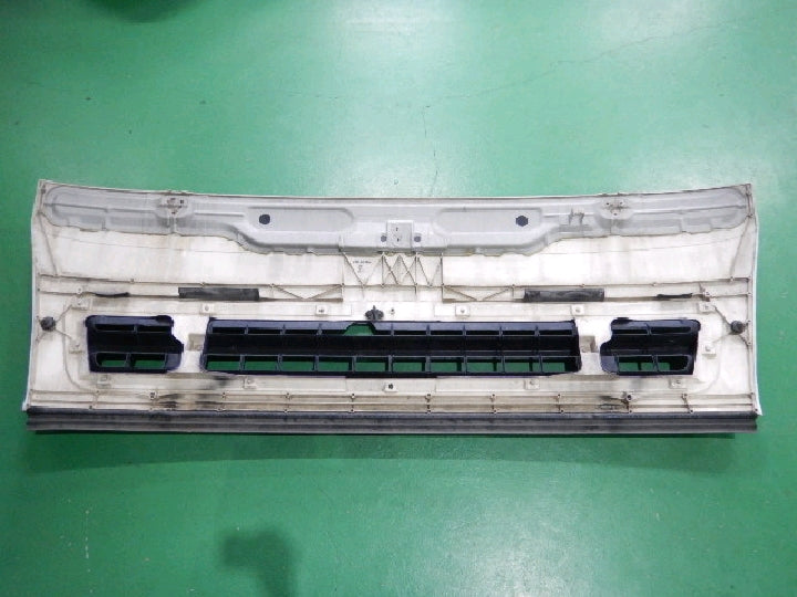 いすゞ/ギガ/純正/フロントパネル