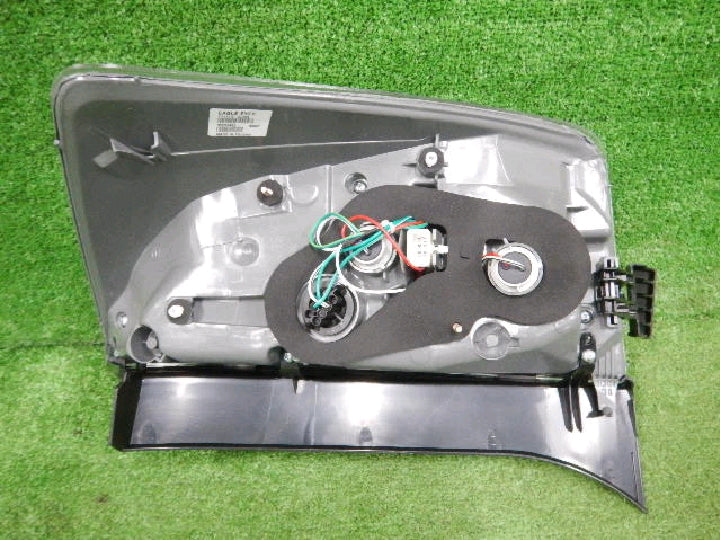 トヨタ/VW30系/プリウス/社外新品/左テールランプ