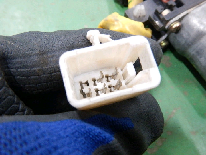 AE114/スプリンター/純正/フロント右/パワーウインドモーター