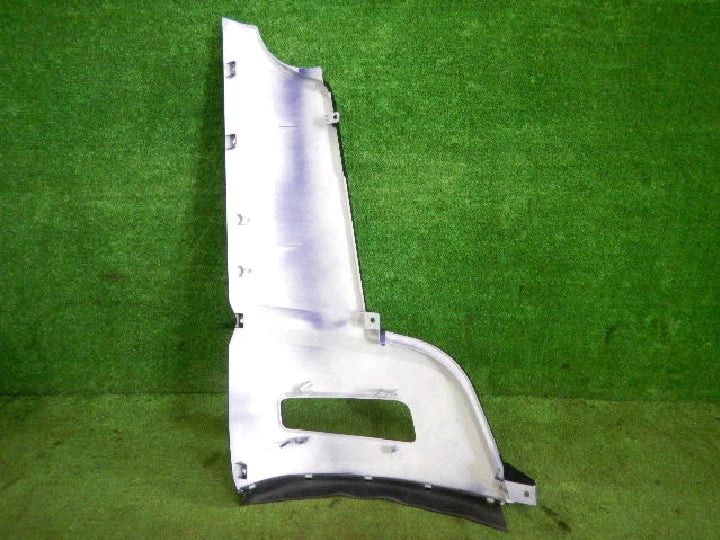 三菱ふそう/スーパーグレート/純正/左コーナーパネル