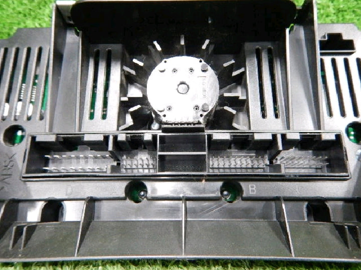 アウディ/A3/純正/エアコン/スイッチパネル